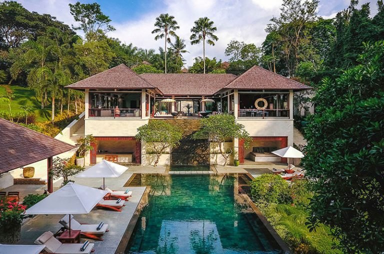 Sewa villa private pool di Bali - 5-Bedroom Riverside Estate with Cinema, Tennis Court & Kid’s Bunkroom – Tabanan, Bali – BVI320