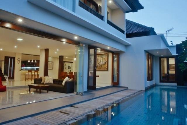Sewa villa private pool di Bali - Spacious 5BR Villa in Kuta – Private Pool, Family Room & Top Location –  BVI2233