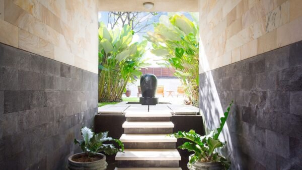 BVI5509 Villa Pinggir Pantai 3 Kamar di Ketewel Sanur Bali