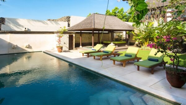 BVI5509 Villa Pinggir Pantai 3 Kamar di Ketewel Sanur Bali
