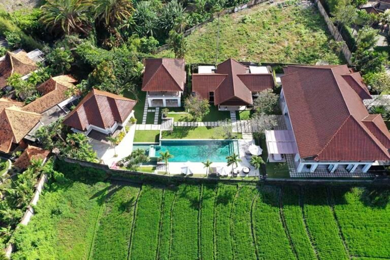 Sewa villa private pool di Bali - Elegant 8BR Estate in Canggu with Pool, Spa & Gym — Perfect for Retreats & Events – BVI3087
