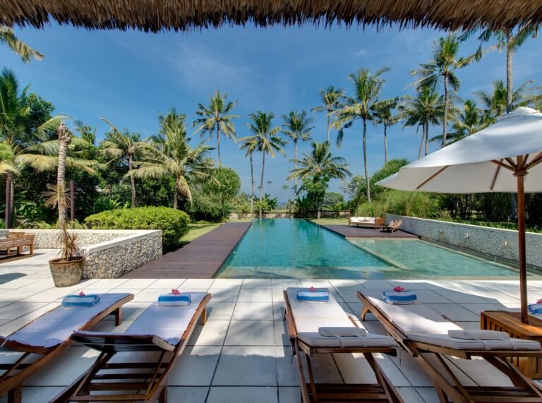 Sewa villa private pool di Bali - Majestic 5BR Seaside Estate in Ketewel, Bali – BVI3700