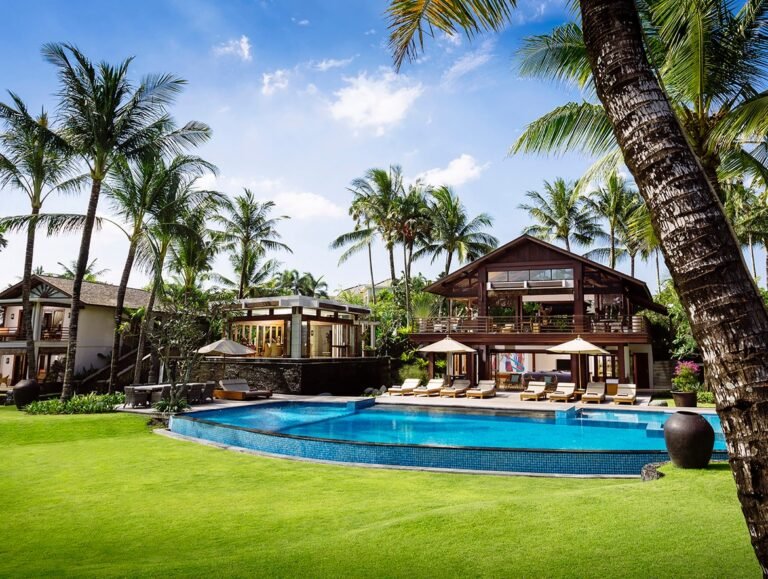 Sewa villa private pool di Bali - Oceanfront 5BR Luxury Villa on Cemagi Beach – BVI3868