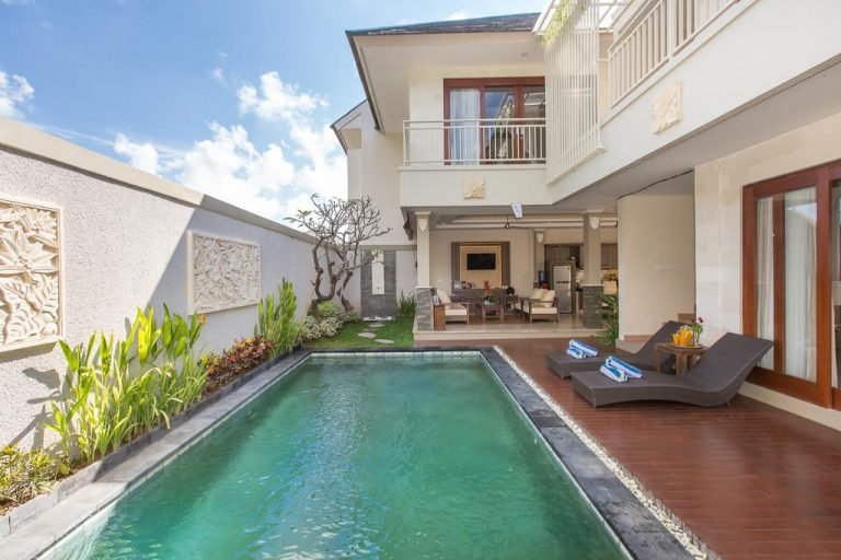 Sewa villa private pool di Bali - Elegant 3BR Villa in Jimbaran — 10 Mins to Balangan Beach – BVI6226