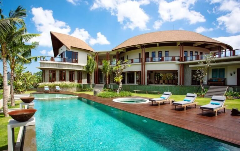 Sewa villa private pool di Bali - 5-Bedroom Luxury Villa with Rice Field Views in Umalas – BVI4435