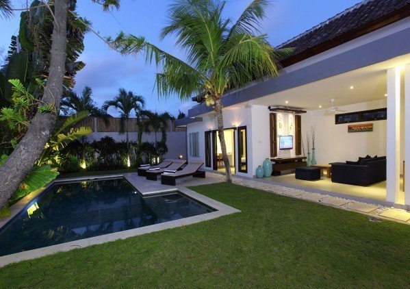 Sewa villa private pool di Bali - Modern 4-Bedroom Villa in Central Seminyak – BVI4651