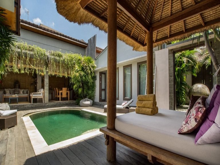 Sewa villa private pool di Bali - Hidden 3BR Pool Villa in Central Seminyak – Walk to Beach! – BVI5722