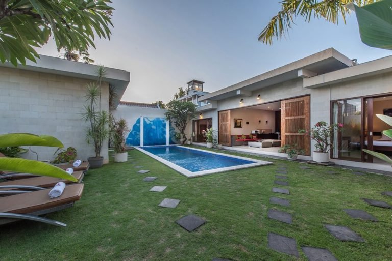 Sewa villa private pool di Bali - Affordable 3BR Villa with Private Pool — 10 Mins Walk to Seminyak Beach – BVI6422