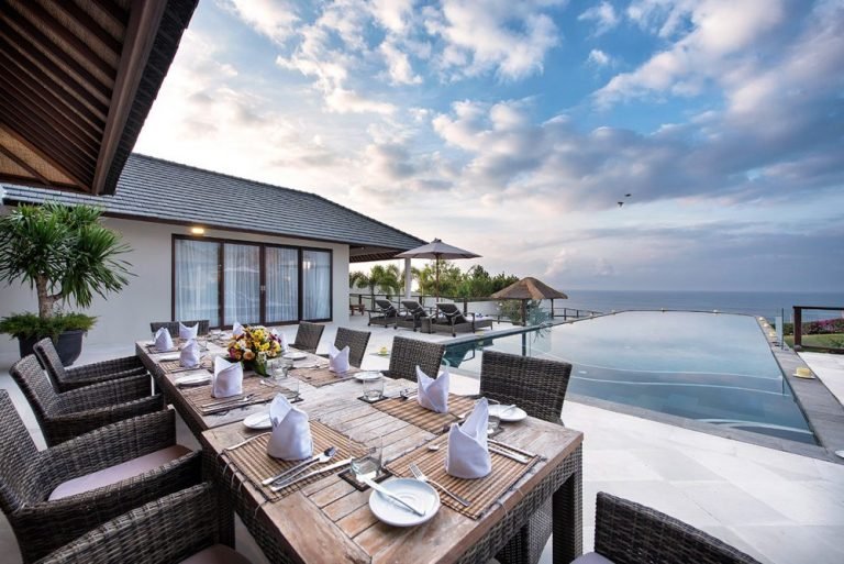 Sewa villa private pool di Bali - Majestic 5BR Clifftop Villa with Infinity Pool, Ocean Views & Private Spa – Uluwatu, Bali – BVI5588