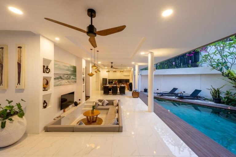 Sewa villa private pool di Bali - 3BR Modern Villa w/ Private Pool – 150m to Double Six Beach – Seminyak – BVI7783
