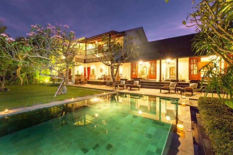 Sewa villa private pool di Bali - Spacious 3-Bedroom Villa in Kerobokan – Private Pool, Tropical Garden – BVI7140