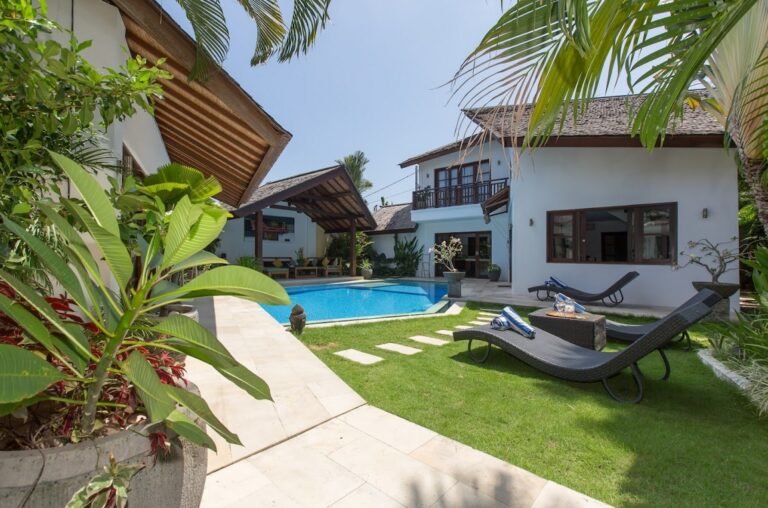 Sewa villa private pool di Bali - Stylish 3BR Private Villa w/ Pool, Garden & Top Location | Legian–Seminyak Border – BVI7903