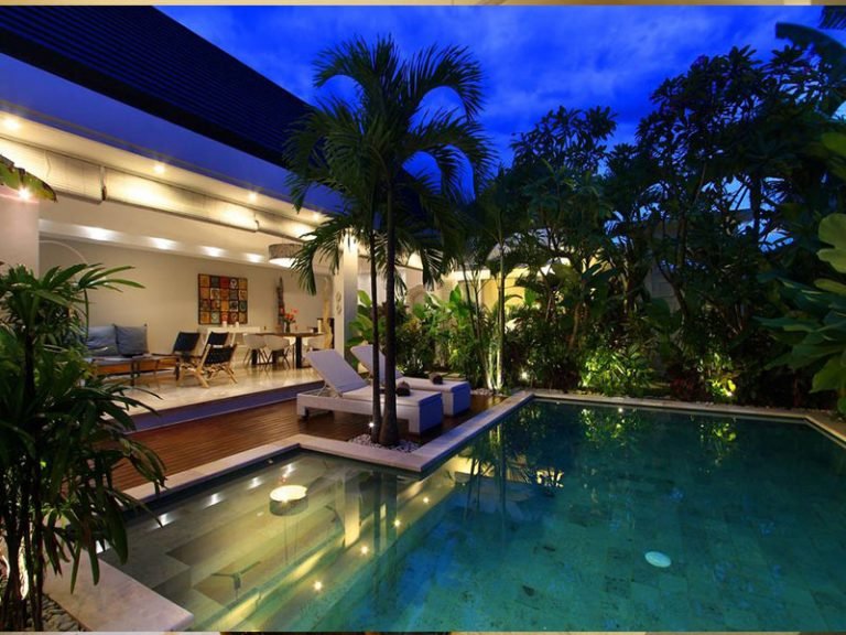 Sewa villa private pool di Bali - Chic 3BR Villa with Pool & TV Lounge – 500m to Seminyak Beach & Oberoi Street – BVI8013