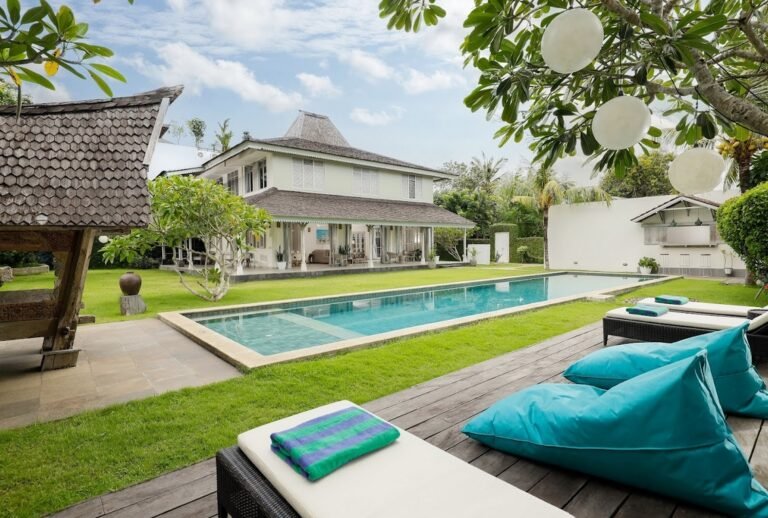 Sewa villa private pool di Bali - Elegant 5BR Villa in Jimbaran – Walk to Beach & Seafood Heaven – BVI9174