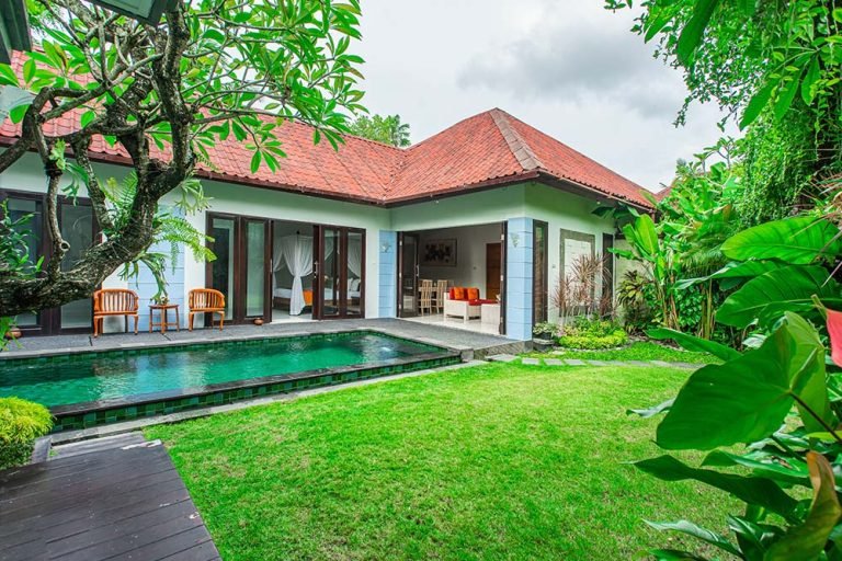 Sewa villa private pool di Bali - Villa Seminyak  BVI9391