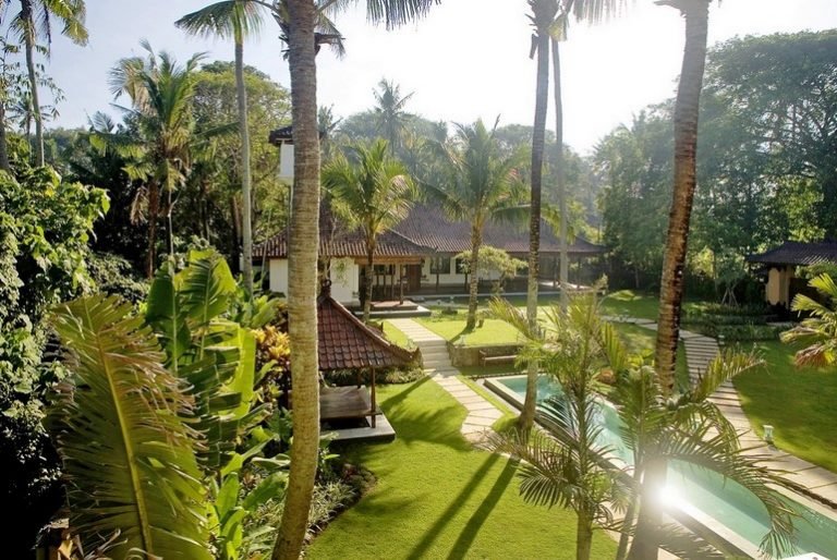 Sewa villa private pool di Bali - Ultra-Luxury 5BR Beachfront Villa in Seseh – Ocean Views, Lap Pool & World-Class Service – BVI9234