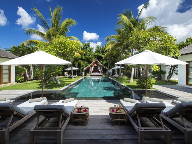 Sewa villa private pool di Bali - 7BR Luxury Villa in Seminyak – 20m Pool, Breakfast Included, Walk to Eat Street – BVI10053
