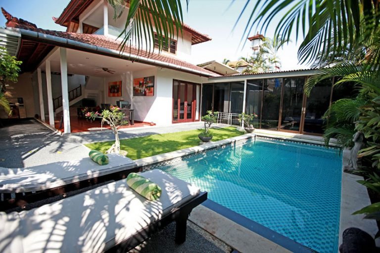 Sewa villa private pool di Bali - Elegant 3BR Seminyak Villa – Private Pool, Garden & Prime Location – BVI9862