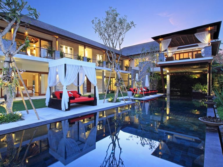 Sewa villa private pool di Bali - Tranquil 5BR Luxury Villa with Rice Field Views – Berawa, Canggu – BVI11951