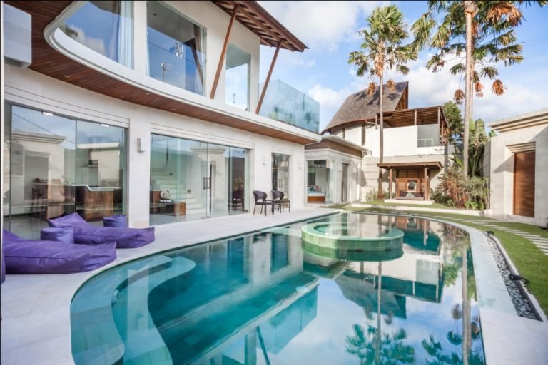 Sewa villa private pool di Bali - Ultra-Modern 3BR Villas in Oberoi Seminyak – Private Pool, Jacuzzi & 5-Star Service – BVI12080