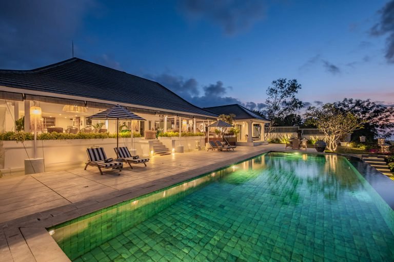 Sewa villa private pool di Bali - Cliffside 4BR Villa with Infinity Pool & Ocean Views – Bukit Peninsula Escape – BVI12343