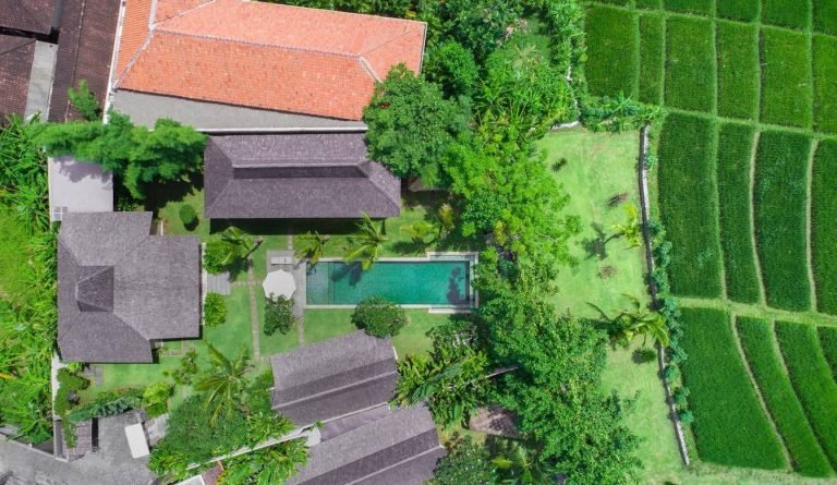Sewa villa private pool di Bali - 5BR Joglo Villa with Rice Field View – 15m Pool in Kerobokan, 10 Mins to Seminyak – BVI12659