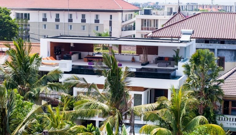 Sewa villa private pool di Bali - Contemporary 4BR Rooftop Villa w/ Infinity Pool & Volcano Views – Central Seminyak – BVI12966