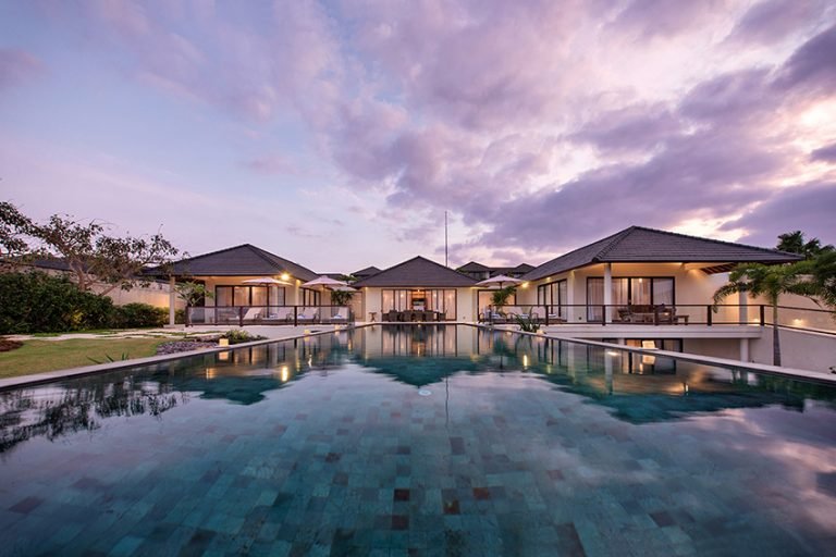 Sewa villa private pool di Bali - 5-Bedroom Cliffside Villa with Infinity Pool & Ocean Views – Uluwatu – BVI13778