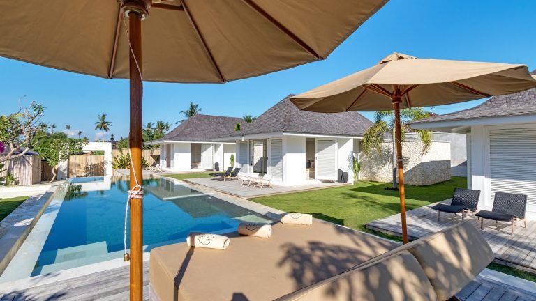 Sewa villa private pool di Bali - 5-Bedroom Designer Villa with Infinity Pool & Rice Field Views – Cemagi, Bali – BVI14750