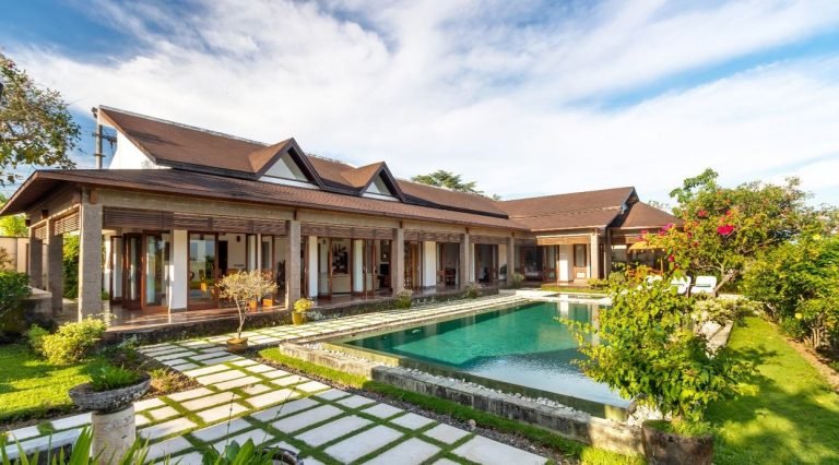Sewa villa private pool di Bali - 3-Bedroom Ubud Villa with Infinity Pool & Rice Field Serenity – BVI14402