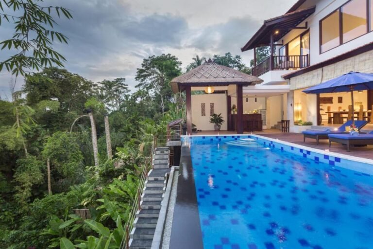 Sewa villa private pool di Bali - Scenic 4-Bedroom Jungle View Villa in Ubud – BVI17221