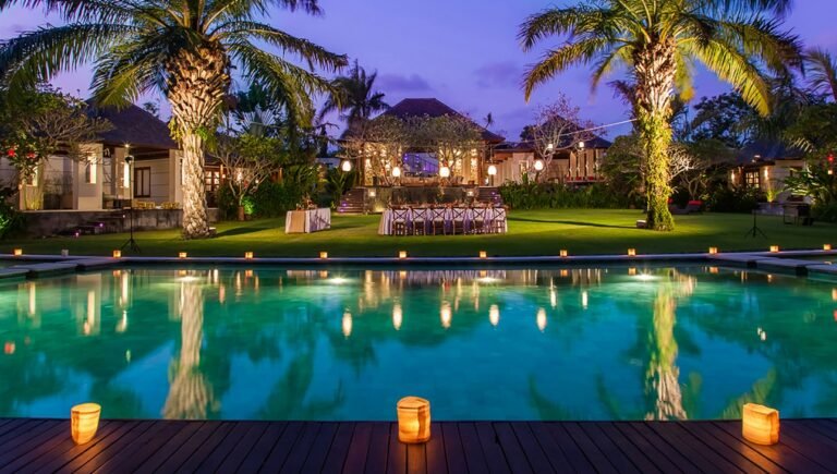 Sewa villa private pool di Bali - Ultimate Luxury Villa in Canggu – 6BR Estate with Pool, Tennis, Spa & Private Cinema – BVI18051