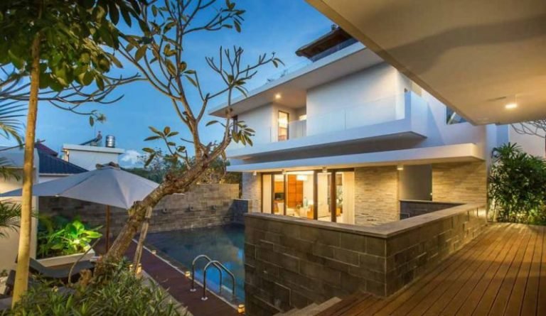 Sewa villa private pool di Bali - 3-Bedroom Modern Tropical Villa near Nusa Dua with Rooftop Gazebo – BVI17589