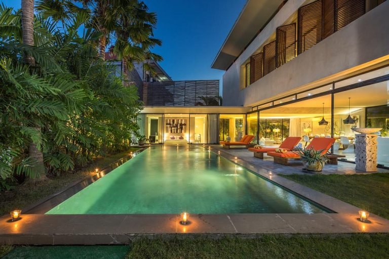 Sewa villa private pool di Bali - Stylish 3-Bedroom Villa with Private Pool Near Berawa Beach – Perfect for Gatherings & Getaways – BVI17375