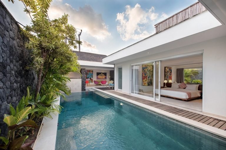 Sewa villa private pool di Bali - Chic Modern Villa in the Heart of Seminyak –  BVI18195