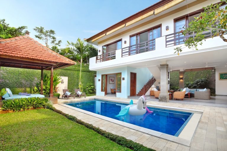 Sewa villa private pool di Bali - 3-Bedroom Private Pool Villa in Central Seminyak – Perfect for Family Getaways – BVI1821