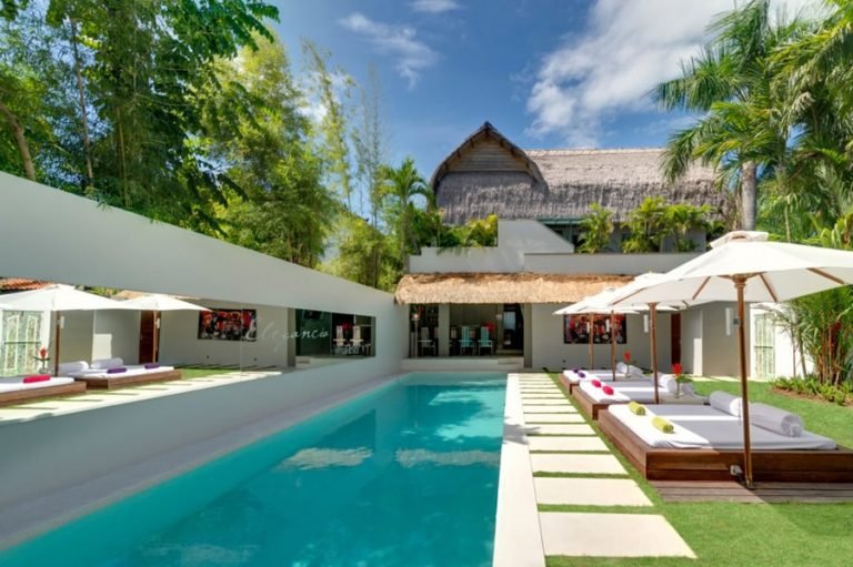Sewa villa private pool di Bali - 4-Bedroom Private Villa in the Heart of Seminyak – Infinity Pool, Office, and Steps from Oberoi Eat Street – BVI18475