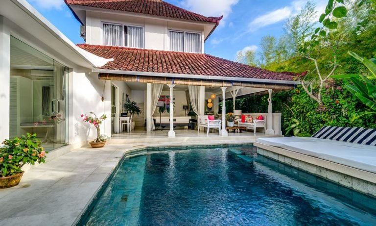 Sewa villa private pool di Bali - Stylish 3BR Villa in Seminyak – Elegant Design, Private Pool & Walk to Eat Street – BVI19439