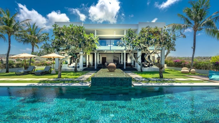 Sewa villa private pool di Bali - Majestic 7BR Clifftop Villa in Uluwatu – Ocean Views, Private Pool & Entertainment Hub –  BVI19163