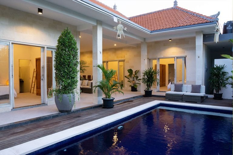 Sewa villa private pool di Bali - Blue Passion Canggu Villa – Chic 3BR Escape Near Batu Bolong Beach – BVI19870