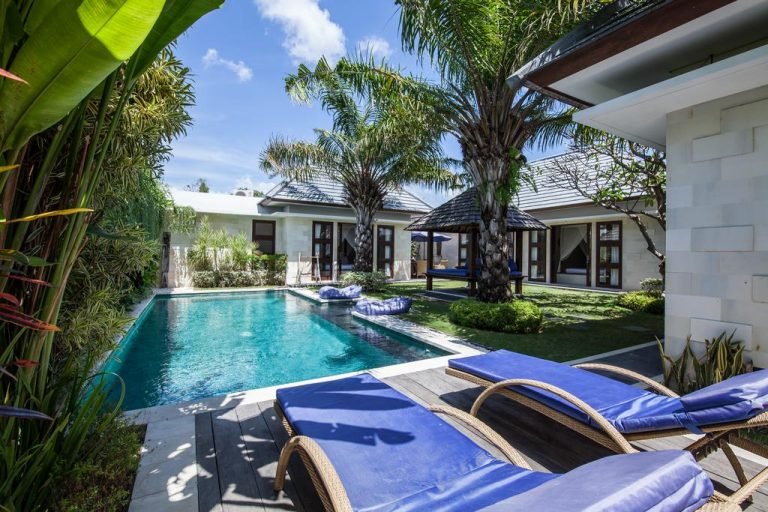 Sewa villa private pool di Bali - Tranquil 3BR Villa in Seminyak – Private Pool, Full Kitchen & Near Ku De Ta – BVI19490
