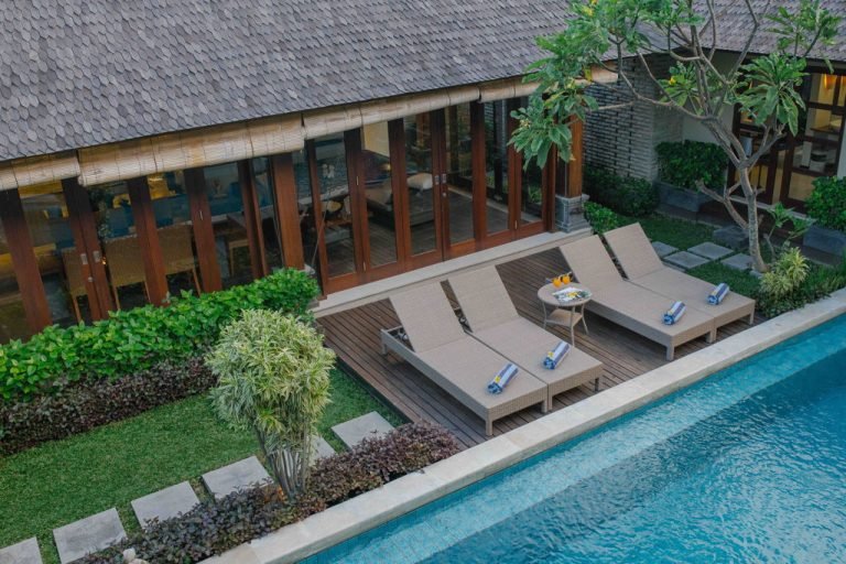Sewa villa private pool di Bali - 3-Bedroom Garden Villa with Gazebo in Seminyak – Classic Charm & Tropical Comfort – BVI20936