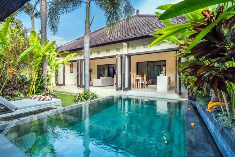 Sewa villa private pool di Bali - 4-Bedroom Oceanfront Cliffside Villa – Uluwatu’s Hidden Gem Above Nunggalan Beach – BVI20984