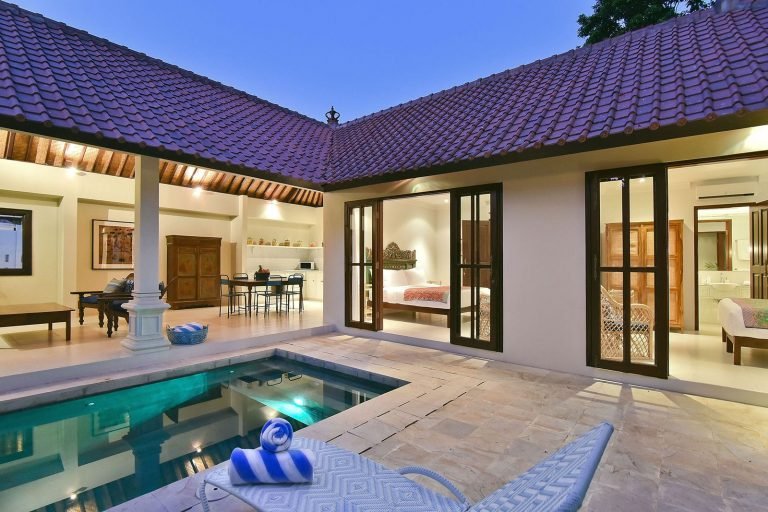 Sewa villa private pool di Bali - 4-Bedroom Oceanfront Cliffside Villa – Where the Sky Meets the Sea – BVI21064