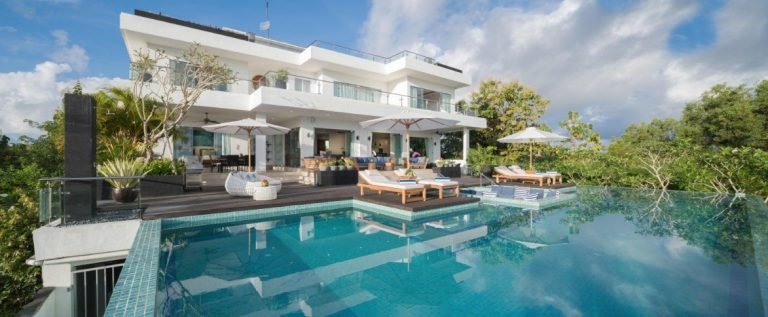 Sewa villa private pool di Bali - 4-Bedroom Ocean View Hilltop Villa with Private Spa & Mini Golf – Pecatu, Bali – BVI21857