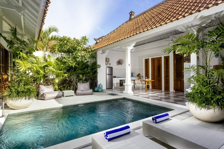 Sewa villa private pool di Bali - Modern 2-Bedroom Private Villa Oasis in Central Seminyak – BVI23165