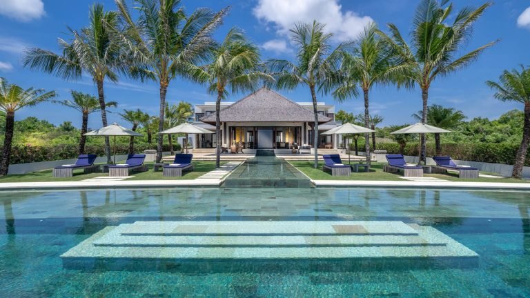 Sewa villa private pool di Bali - 6-Bedroom Clifftop Villa in Uluwatu – Ultra-Luxury Estate with Ocean Views – BVI22299