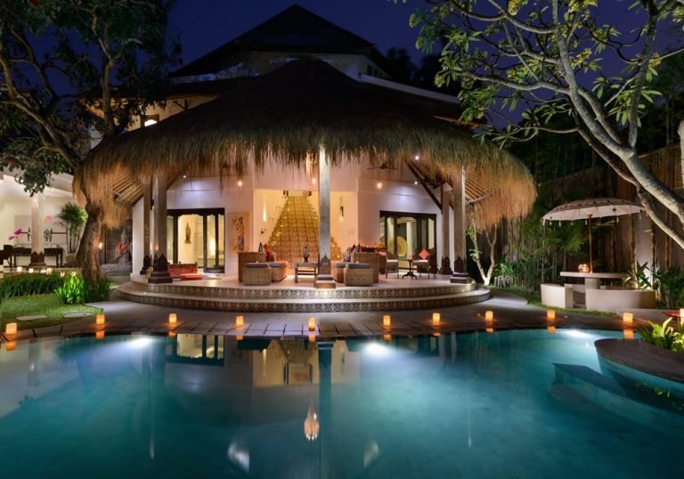 Sewa villa private pool di Bali - 5-Bedroom Luxury Villa in Central Seminyak – Walk to Beach, Cafés & Shops – BVI24528