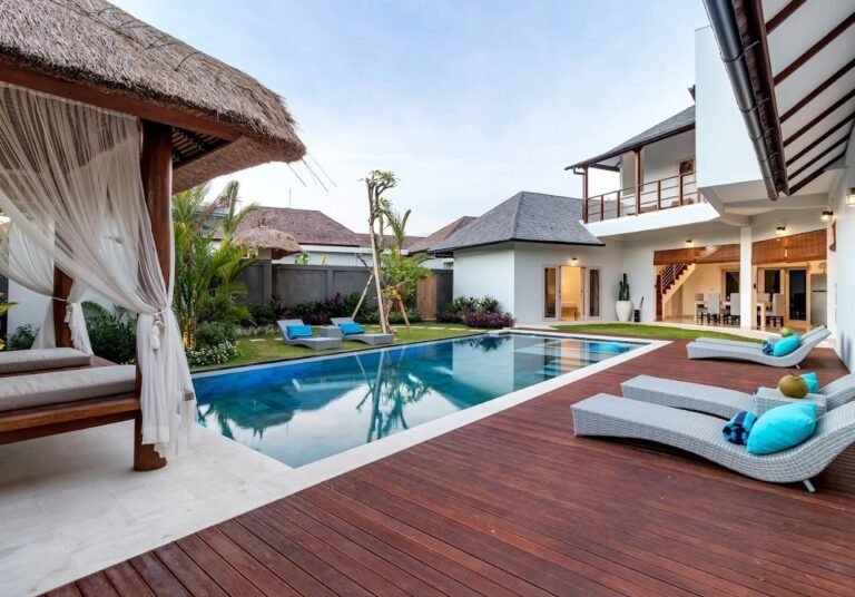 Sewa villa private pool di Bali - Villa Seminyak BVI26828