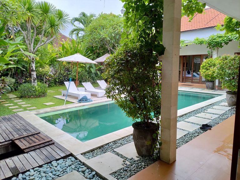 Sewa villa private pool di Bali - 3-Bedroom Private Villa with Pool in Central Seminyak – BVI25571